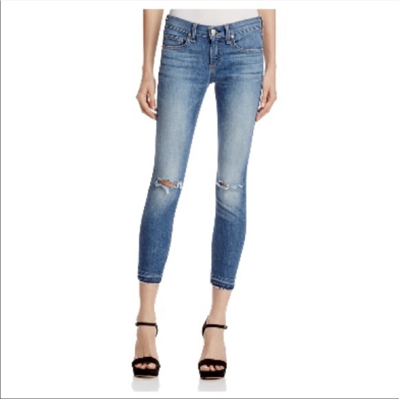 rag & bone Denim - RAG & BONE Capri in Lily Dale wash - Sz 26